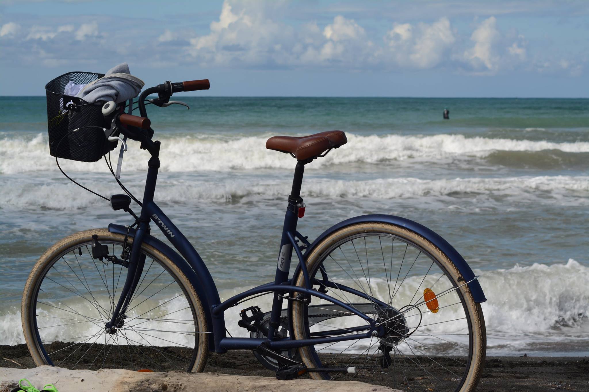 Ostia vista dal sellino: pedalare conviene